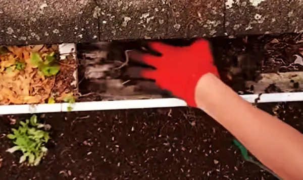 Hand cleaning gutters, gutter service for Silver Lake, OH homes